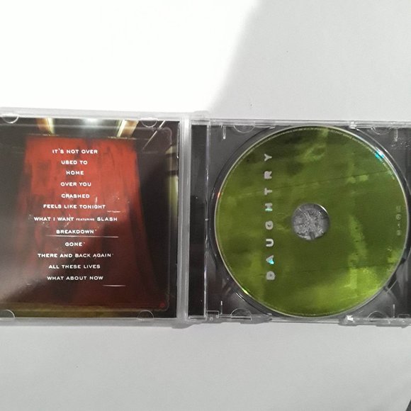 DAUGHTRY - SELF TITLED - 2006 CD - 12 SONGS - Picture 2 of 3